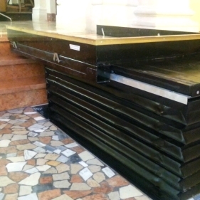 Основные преимущества платформы miniPOCKET заключаются в том, что ее незаметно в сложенном виде.